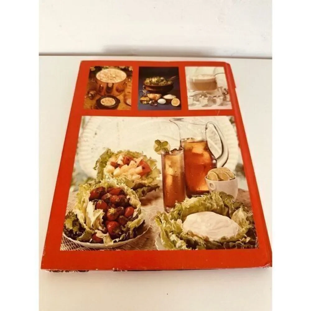 Family Circle Illustrated Library Of Cooking- Vol 1 (A-Bev) 1972 Good‎ Condition